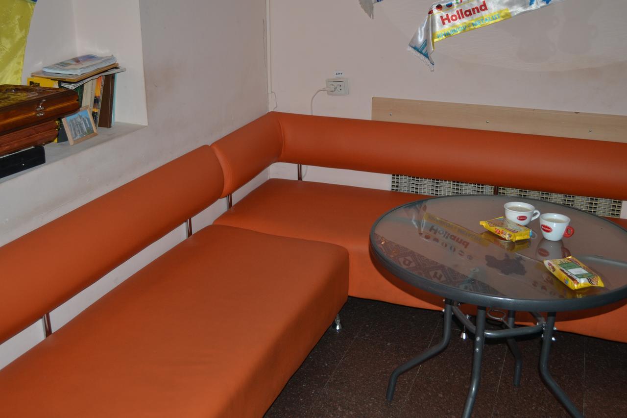 קייב Hostel Ok Hotel מראה חיצוני תמונה