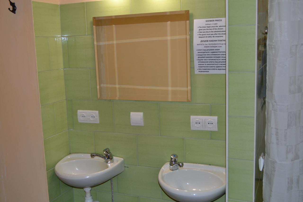 קייב Hostel Ok Hotel מראה חיצוני תמונה